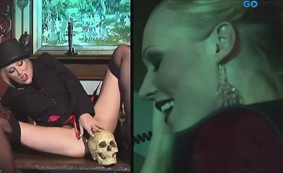 騎乗 - Desperate Desk Masturbation Tease