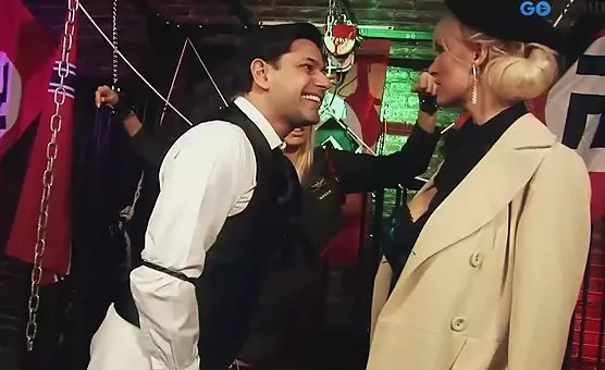 在她的膝盖xnxxx videopage30 - Explicit Group Delights